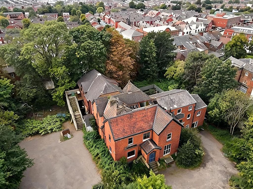 Antwerp Mansion
